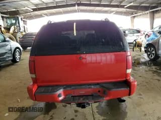 ✅ 2001 Chevrolet Blazer LT • VIN: 1GNCS13W71K106813 • Lot: 48734085. Wystawiony na Copart z przebiegiem 205 599 mil. Bezpłatny archiwum sprzedaży aukcyjnych z USA i szczegółowy raport historii pojazdu na DreamBid. Zdjęcie 6.