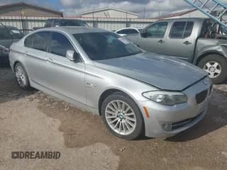 ✅ 2012 BMW 5 Series 535i xDrive • VIN: WBAFU7C50CDU63376 • Lot: 43482853. Wystawiony na IAAI z przebiegiem 151 087 mil. Bezpłatny archiwum sprzedaży aukcyjnych z USA i szczegółowy raport historii pojazdu na DreamBid. Zdjęcie 1.