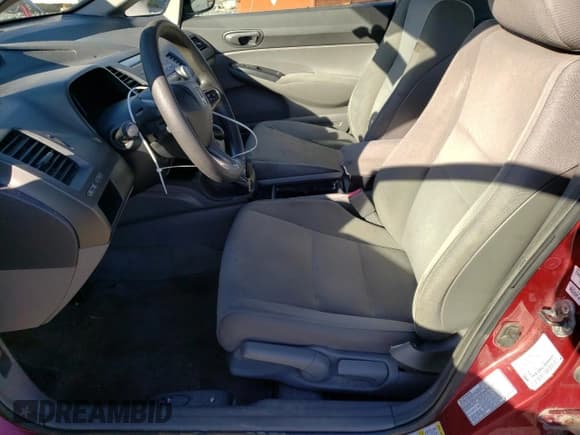 ✅ 2009 Honda Civic DX-G • VIN: 2HGFA16479H110643 • Лот: 93354255. Опубликован ранее на Copart с пробегом 167 652 миль. Бесплатный доступ к архиву аукционных продаж из США и подробный отчёт об истории автомобиля на DreamBid. Изображение 7.