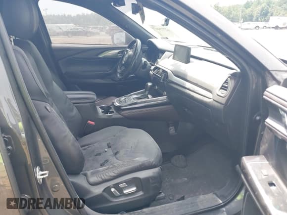 ✅ 2019 Mazda CX-9 Grand Touring • VIN: JM3TCBDY9K0309072 • Lot: 42773447. Wystawiony na IAAI z przebiegiem 161 543 mil. Bezpłatny archiwum sprzedaży aukcyjnych z USA i szczegółowy raport historii pojazdu na DreamBid. Zdjęcie 5.