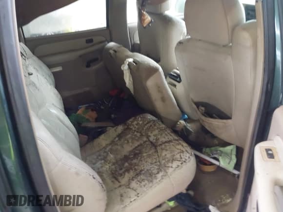 ✅ 2001 Chevrolet Suburban LS • VIN: 3GNEC16T51G247040 • Лот: 42870847. Опубликован ранее на IAAI с пробегом Не указан. Бесплатный доступ к архиву аукционных продаж из США и подробный отчёт об истории автомобиля на DreamBid. Изображение 8.