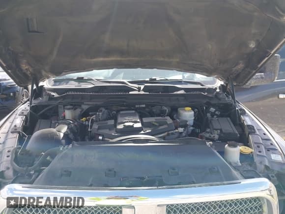 ✅ 2018 Ram 2500 Big Horn • VIN: 3C6UR5ML2JG368807 • Lot: 42159084. Wystawiony na IAAI z przebiegiem 142 326 mil. Bezpłatny archiwum sprzedaży aukcyjnych z USA i szczegółowy raport historii pojazdu na DreamBid. Zdjęcie 10.