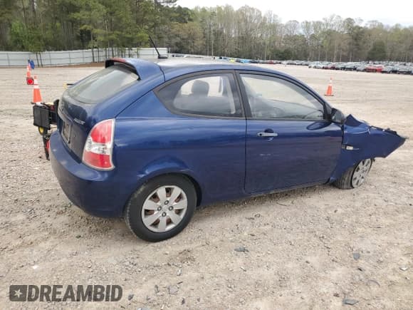 ✅ 2009 Hyundai Accent Auto GS • VIN: KMHCM36C59U133858 • Lot: 51014135. Listed on Copart with 183,392 mi. Free auction sales archive from the USA and detailed vehicle history report at DreamBid. Image 3.