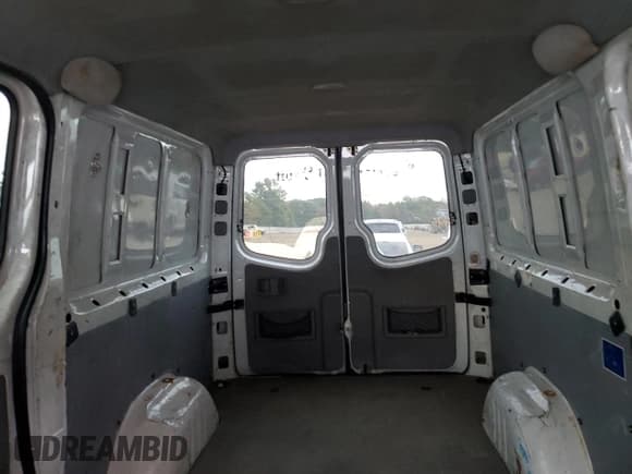 ✅ 2015 Freightliner Sprinter • VIN: WDRPE7DC4FP140811 • Lot: 85760585. Wystawiony na Copart z przebiegiem 414 120 mil. Bezpłatny archiwum sprzedaży aukcyjnych z USA i szczegółowy raport historii pojazdu na DreamBid. Zdjęcie 10.