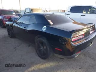 ✅ 2015 Dodge Challenger SXT • VIN: 2C3CDZAG4FH901110 • Лот: 43562137. Опубликован ранее на IAAI с пробегом 121 046 миль. Бесплатный доступ к архиву аукционных продаж из США и подробный отчёт об истории автомобиля на DreamBid. Изображение 3.