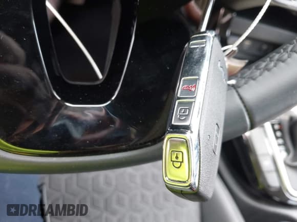 ✅ 2025 Kia Seltos S • VIN: KNDEU2AA6S7802091 • Lot: 43032131. Listed on IAAI with 2,544 mi. Free auction sales archive from the USA and detailed vehicle history report at DreamBid. Image 11.