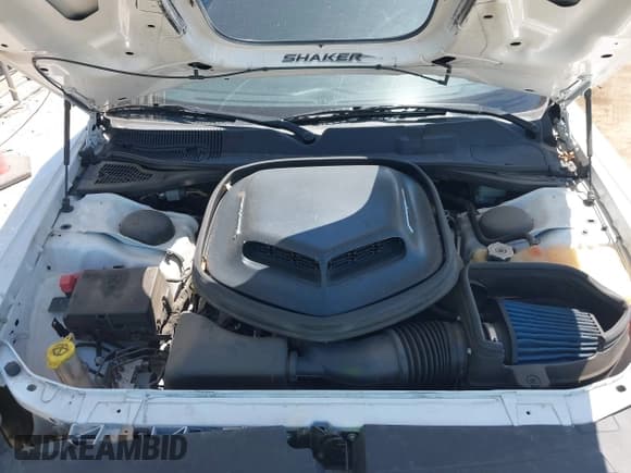 ✅ 2015 Dodge Challenger R/T • VIN: 2C3CDZAT4FH816717 • Lot: 43113796. Wystawiony na IAAI z przebiegiem 69 791 mil. Bezpłatny archiwum sprzedaży aukcyjnych z USA i szczegółowy raport historii pojazdu na DreamBid. Zdjęcie 10.