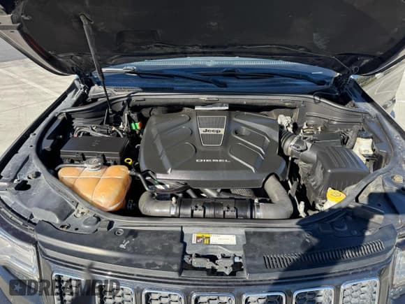 ✅ 2015 Jeep Grand Cherokee Limited • VIN: 1C4RJFBM8FC677201 • Лот: 85652615. Опубликован ранее на Copart с пробегом 120 100 миль. Бесплатный доступ к архиву аукционных продаж из США и подробный отчёт об истории автомобиля на DreamBid. Изображение 7.