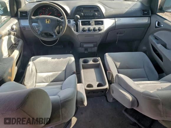 ✅ 2008 Honda Odyssey LX • VIN: 5FNRL38238B045338 • Лот: 95924505. Опубликован ранее на Copart с пробегом 170 479 миль. Бесплатный доступ к архиву аукционных продаж из США и подробный отчёт об истории автомобиля на DreamBid. Изображение 8.