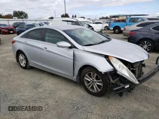 ✅ 2013 Hyundai Sonata GLS • VIN: 5NPEB4AC9DH687021 • Lot: 76633024. Listed on Copart with 139,663 mi. Free auction sales archive from the USA and detailed vehicle history report at DreamBid. Image 4.