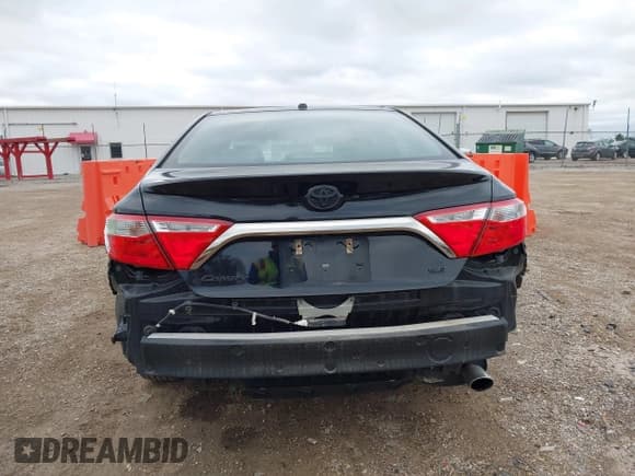 ✅ 2017 Toyota Camry LE • VIN: 4T1BF1FK6HU628795 • Lot: 43516214. Listed on IAAI with 48,171 mi. Free auction sales archive from the USA and detailed vehicle history report at DreamBid. Image 17.