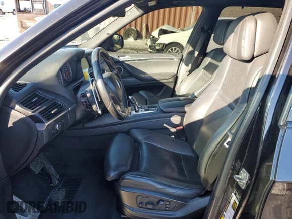 ✅ 2012 BMW X5 M • VIN: 5YMGY0C51CLK27299 • Лот: 45327545. Опубликован ранее на Copart с пробегом 146 072 миль. Бесплатный доступ к архиву аукционных продаж из США и подробный отчёт об истории автомобиля на DreamBid. Изображение 7.