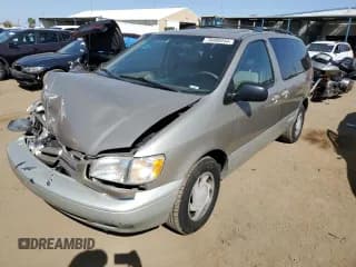 ✅ 2000 Toyota Sienna LE • VIN: 4T3ZF13C3YU229328 • Lot: 70880244. Wystawiony na Copart z przebiegiem 201 464 mil. Bezpłatny archiwum sprzedaży aukcyjnych z USA i szczegółowy raport historii pojazdu na DreamBid. Zdjęcie 1.