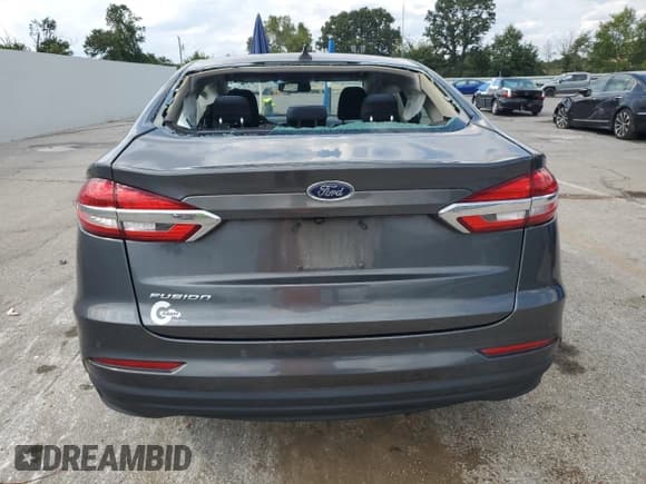 ✅ 2020 Ford Fusion SE • VIN: 3FA6P0H71LR210236 • Lot: 71119955. Listed on Copart with 102,806 mi. Free auction sales archive from the USA and detailed vehicle history report at DreamBid. Image 6.