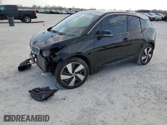 ✅ 2018 BMW i3 • VIN: WBY7Z2C58JVB88621 • Лот: 42405363. Опубликован ранее на Copart с пробегом 18 043 миль. Бесплатный доступ к архиву аукционных продаж из США и подробный отчёт об истории автомобиля на DreamBid. Изображение 1.