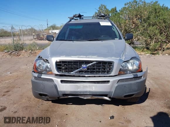 ✅ 2004 Volvo XC90 • VIN: YV1CZ59H041045135 • Lot: 43635577. Wystawiony na IAAI z przebiegiem 164 259 mil. Bezpłatny archiwum sprzedaży aukcyjnych z USA i szczegółowy raport historii pojazdu na DreamBid. Zdjęcie 6.