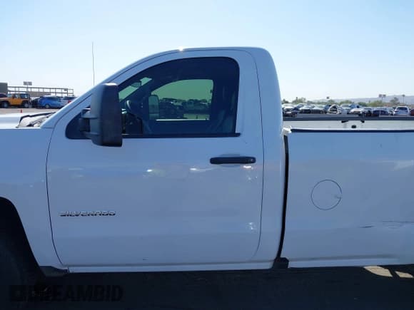 ✅ 2016 Chevrolet Silverado 1500 Work Truck • VIN: 1GCNCNEH1GZ104737 • Лот: 42697032. Опубликован ранее на IAAI с пробегом 201 577 миль. Бесплатный доступ к архиву аукционных продаж из США и подробный отчёт об истории автомобиля на DreamBid. Изображение 14.