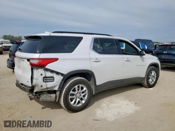 ✅ 2019 Chevrolet Traverse LT Cloth • VIN: 1GNERGKW7KJ185559 • Lot: 83775915. Wystawiony na Copart z przebiegiem 105 249 mil. Bezpłatny archiwum sprzedaży aukcyjnych z USA i szczegółowy raport historii pojazdu na DreamBid. Zdjęcie 3.