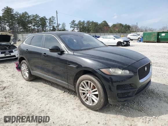 ✅ 2020 Jaguar F-Pace 30t Prestige • VIN: SADCK2GX9LA632858 • Lot: 44627085. Listed on Copart with 60,173 mi. Free auction sales archive from the USA and detailed vehicle history report at DreamBid. Image 4.