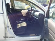 ✅ 2017 Nissan Versa S • VIN: 3N1CN7AP0HL822124 • Lot: 42387780. Wystawiony na IAAI z przebiegiem 91 355 mil. Bezpłatny archiwum sprzedaży aukcyjnych z USA i szczegółowy raport historii pojazdu na DreamBid. Zdjęcie 5.