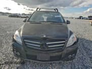 ✅ 2011 Mercedes-Benz R 350 • VIN: 4JGCB6FE5BA133195 • Lot: 94754335. Listed on Copart with 104,021 mi. Free auction sales archive from the USA and detailed vehicle history report at DreamBid. Image 5.