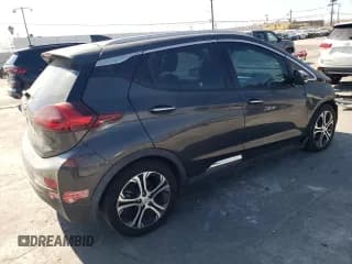 ✅ 2017 Chevrolet Bolt EV Premier • VIN: 1G1FX6S0XH4130841 • Lot: 75489354. Wystawiony na Copart z przebiegiem 137 953 mil. Bezpłatny archiwum sprzedaży aukcyjnych z USA i szczegółowy raport historii pojazdu na DreamBid. Zdjęcie 3.