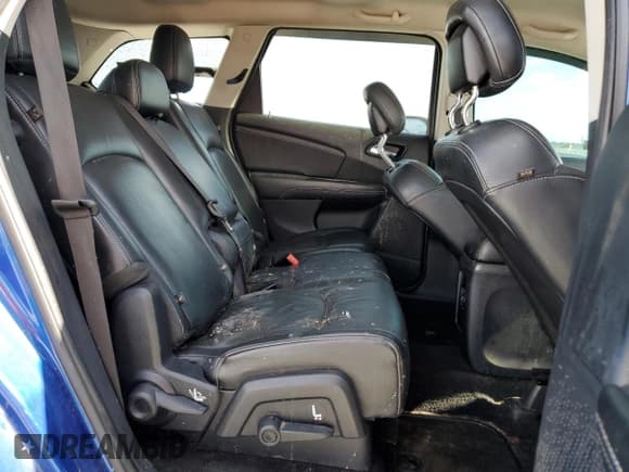 ✅ 2015 Dodge Journey Crossroad • VIN: 3C4PDCGG7FT592550 • Lot: 61183725. Listed on Copart with 184,144 mi. Free auction sales archive from the USA and detailed vehicle history report at DreamBid. Image 10.