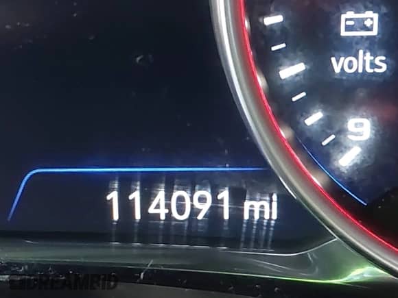 2020 Chevrolet Blazer RS z VIN 3GNKBERS2LS617280, wystawiony jako IAAI lot #43043654 z przebiegiem 114 091 mil mil oraz . Historia ofert i sprzedaży dostępna na DreamBid. Obrazek 7.