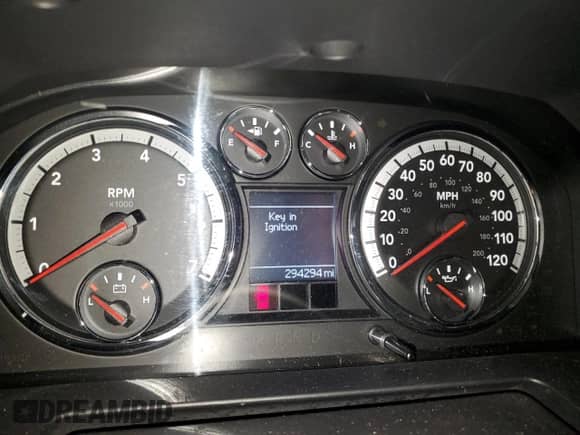 2010 Dodge 1500 SLT с VIN 1D7RB1GT0AS110534, выставлен на аукционе Copart как лот 81619734 с пробегом 294 294 миль миль и Списание • Salvage title. История ставок и продаж доступна на DreamBid. Изображение 9.