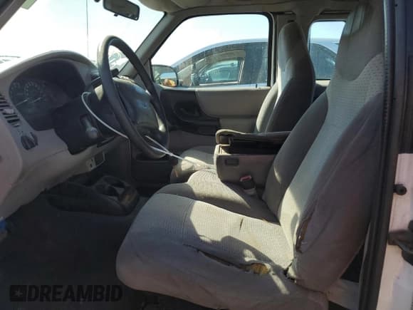 ✅ 2000 Mazda B-Series SE • VIN: 4F4YR16V0YTM07917 • Lot: 77846794. Listed on Copart with 130,104 mi. Free auction sales archive from the USA and detailed vehicle history report at DreamBid. Image 7.