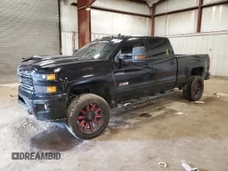 ✅ 2018 Chevrolet Silverado 2500HD LT • VIN: 1GC1KVEY7JF237979 • Lot: 68189035. Wystawiony na Copart z przebiegiem Nie podano. Bezpłatny archiwum sprzedaży aukcyjnych z USA i szczegółowy raport historii pojazdu na DreamBid. Zdjęcie 1.