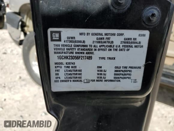 ✅ 2006 Chevrolet Silverado 2500HD LT1 • VIN: 1GCHK23D56F217489 • Лот: 52298565. Опубликован ранее на Copart с пробегом 149 250 миль. Бесплатный доступ к архиву аукционных продаж из США и подробный отчёт об истории автомобиля на DreamBid. Изображение 13.