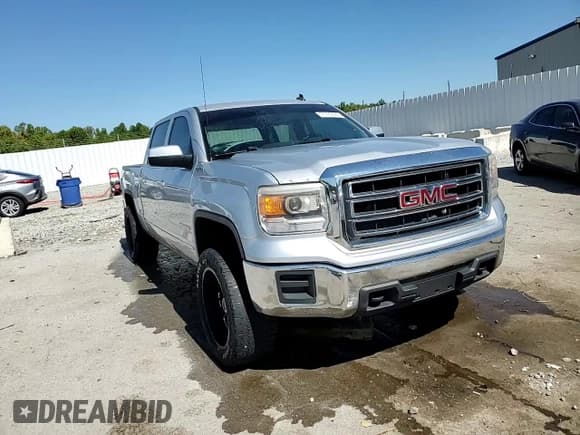 ✅ 2014 GMC Sierra 1500 SLE • VIN: 3GTU2UEC3EG252964 • Лот: 71783635. Опубликован ранее на Copart с пробегом 193 423 миль. Бесплатный доступ к архиву аукционных продаж из США и подробный отчёт об истории автомобиля на DreamBid. Изображение 13.