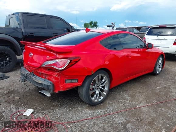 ✅ 2013 Hyundai Genesis Coupe Grand Touring • VIN: KMHHU6KJ4DU107997 • Lot: 42558525. Wystawiony na IAAI z przebiegiem 116 475 mil. Bezpłatny archiwum sprzedaży aukcyjnych z USA i szczegółowy raport historii pojazdu na DreamBid. Zdjęcie 4.
