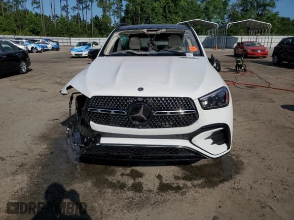 ✅ 2025 Mercedes-Benz GLE 450 • VIN: 4JGFB5KB6SB307000 • Lot: 58052125. Listed on Copart with 1,269 mi. Free auction sales archive from the USA and detailed vehicle history report at DreamBid. Image 5.