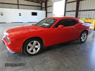 ✅ 2014 Dodge Challenger SXT • VIN: 2C3CDYAG9EH274333 • Lot: 75276404. Wystawiony na Copart z przebiegiem 184 176 mil. Bezpłatny archiwum sprzedaży aukcyjnych z USA i szczegółowy raport historii pojazdu na DreamBid. Zdjęcie 1.