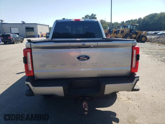 ✅ 2024 Ford F-250 XL • VIN: 1FT8W2BT1REE79226 • Лот: 71093595. Опубликован ранее на Copart с пробегом 18 832 миль. Бесплатный доступ к архиву аукционных продаж из США и подробный отчёт об истории автомобиля на DreamBid. Изображение 6.