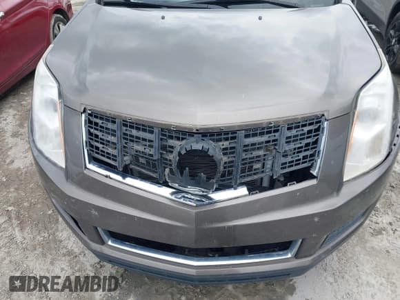 ✅ 2014 Cadillac SRX • VIN: 3GYFNAE32ES582939 • Lot: 42249851. Wystawiony na IAAI z przebiegiem 120 072 mil. Bezpłatny archiwum sprzedaży aukcyjnych z USA i szczegółowy raport historii pojazdu na DreamBid. Zdjęcie 6.