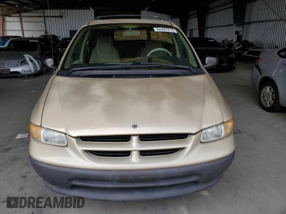 1998 Dodge Caravan SE с VIN 1B4GP44R1WB747515, выставлен на аукционе Copart как лот 64441215 с пробегом 163 720 миль миль и Списание • Salvage title. История ставок и продаж доступна на DreamBid. Изображение 5.