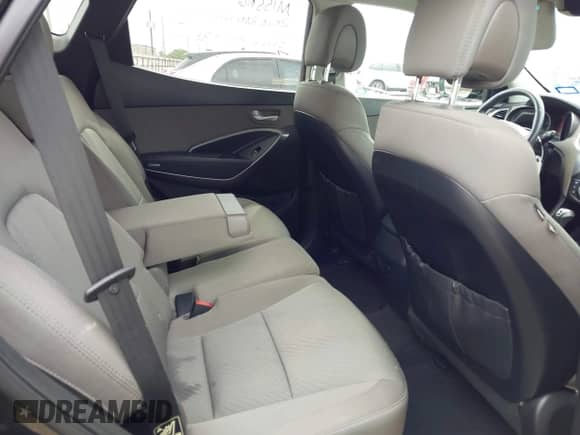 2014 Hyundai Santa Fe с VIN 5XYZU3LB0EG187445, выставлен на аукционе IAAI как лот 43295530 с пробегом 117 959 миль миль и . История ставок и продаж доступна на DreamBid. Изображение 8.