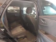 ✅ 2023 Chevrolet Blazer LT • VIN: 3GNKBHR4XPS137822 • Lot: 42581632. Wystawiony na IAAI z przebiegiem 45 183 mil. Bezpłatny archiwum sprzedaży aukcyjnych z USA i szczegółowy raport historii pojazdu na DreamBid. Zdjęcie 8.