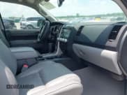 ✅ 2010 Toyota Tundra • VIN: 5TFEY5F19AX098191 • Lot: 42325378. Wystawiony na IAAI z przebiegiem 215 580 mil. Bezpłatny archiwum sprzedaży aukcyjnych z USA i szczegółowy raport historii pojazdu na DreamBid. Zdjęcie 5.