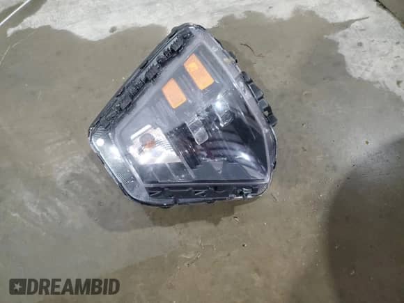 2024 Hyundai Kona SEL with VIN KM8HBCAB4RU147938, listed as a Copart auction lot 87674215 with 17,759 mi miles and Salvage title. Bid and sale history available at DreamBid. Image 12.