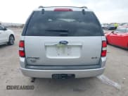 ✅ 2010 Ford Explorer Limited • VIN: 1FMEU7F89AUA84731 • Lot: 41585563. Wystawiony na IAAI z przebiegiem 142 598 mil. Bezpłatny archiwum sprzedaży aukcyjnych z USA i szczegółowy raport historii pojazdu na DreamBid. Zdjęcie 17.