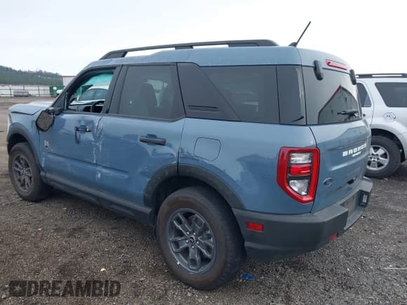 ✅ 2024 Ford Bronco Sport Big Bend • VIN: 3FMCR9B67RRF17460 • Lot: 43551999. Wystawiony na IAAI z przebiegiem 9 334 mil. Bezpłatny archiwum sprzedaży aukcyjnych z USA i szczegółowy raport historii pojazdu na DreamBid. Zdjęcie 3.