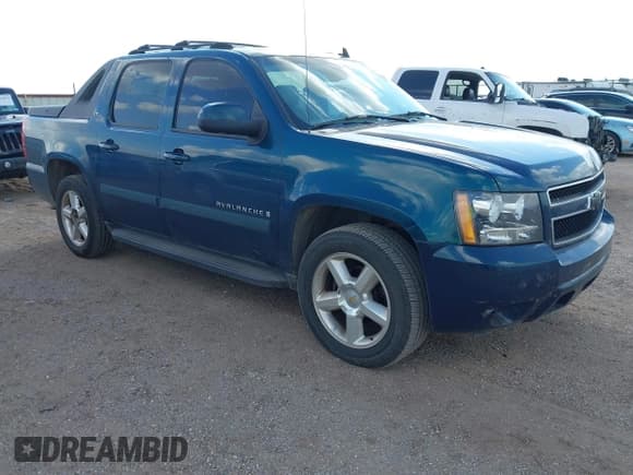 ✅ 2007 Chevrolet Avalanche 1LT • VIN: 3GNFK12317G173931 • Лот: 43332765. Опубликован ранее на IAAI с пробегом 242 134 миль. Бесплатный доступ к архиву аукционных продаж из США и подробный отчёт об истории автомобиля на DreamBid. Изображение 1.
