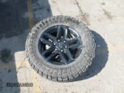 ✅ 2021 Chevrolet Silverado 1500 Custom Trail Boss • VIN: 1GCPYCEFXMZ215375 • Lot: 42532242. Wystawiony na IAAI z przebiegiem 190 632 mil. Bezpłatny archiwum sprzedaży aukcyjnych z USA i szczegółowy raport historii pojazdu na DreamBid. Zdjęcie 12.