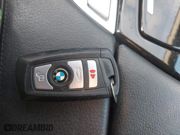 ✅ 2014 BMW 5 Series 535i xDrive • VIN: WBA5B3C57ED538488 • Lot: 43748717. Listed on IAAI with 74,107 mi. Free auction sales archive from the USA and detailed vehicle history report at DreamBid. Image 11.