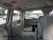 ✅ 2007 Kia Sedona LX • VIN: KNDMB233576165725 • Lot: 85779165. Wystawiony na Copart z przebiegiem 181 442 mil. Bezpłatny archiwum sprzedaży aukcyjnych z USA i szczegółowy raport historii pojazdu na DreamBid. Zdjęcie 10.