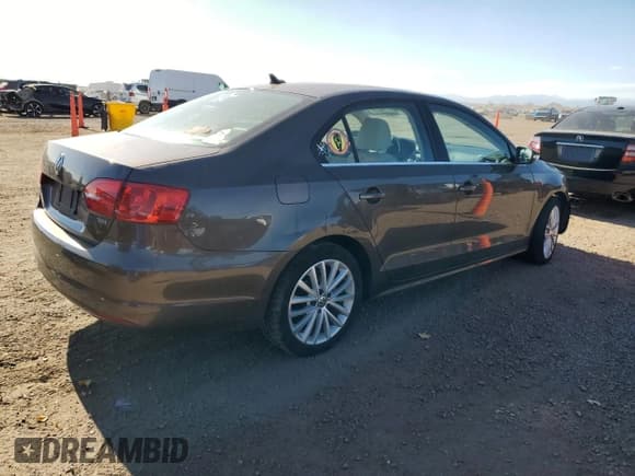 ✅ 2014 Volkswagen Jetta TDI • VIN: 3VWLL7AJ0EM410190 • Лот: 91118225. Опубликован ранее на Copart с пробегом 88 881 миль. Бесплатный доступ к архиву аукционных продаж из США и подробный отчёт об истории автомобиля на DreamBid. Изображение 3.